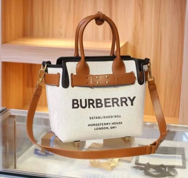 Burberry Purse