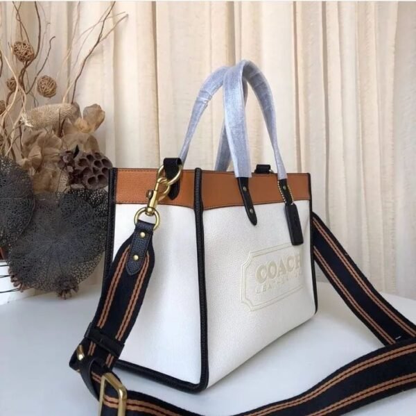 COACH LEATHER BAG - Image 4