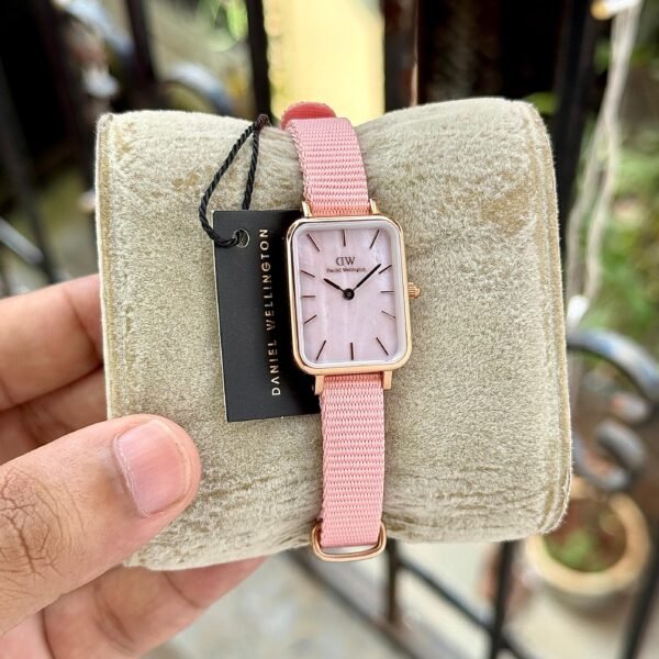 Daniel Wellington Pink - Image 5
