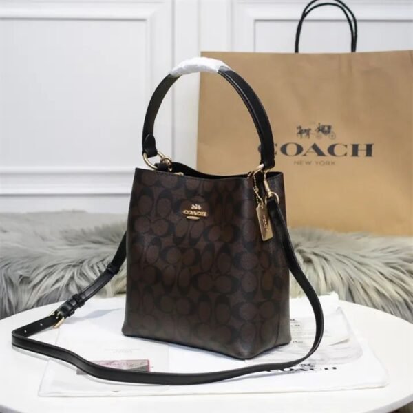 COACH BUCKET BAG - Image 7