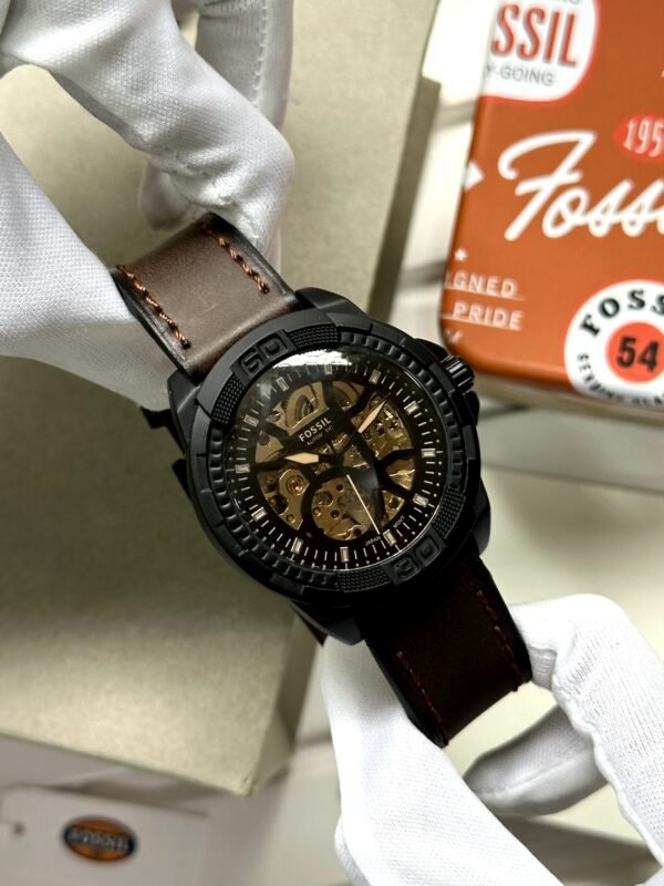 FOSSIL LEATHER AUTOMATIC WATCH - Image 5