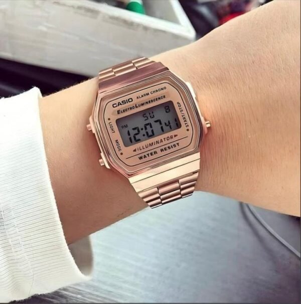 CASIO VINTAGE WATCH