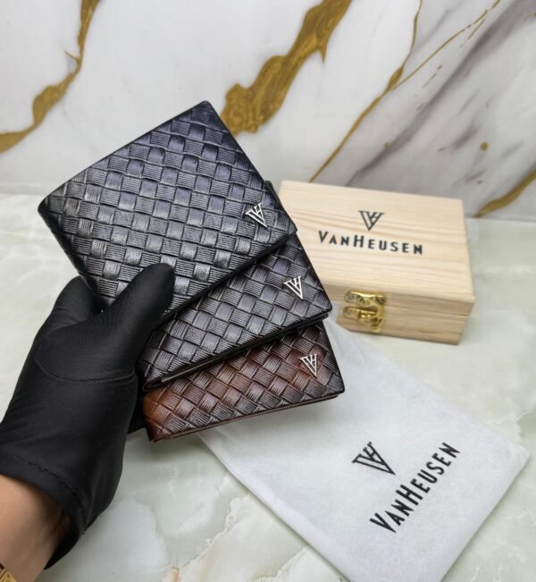 VAN HUESAN WALLET